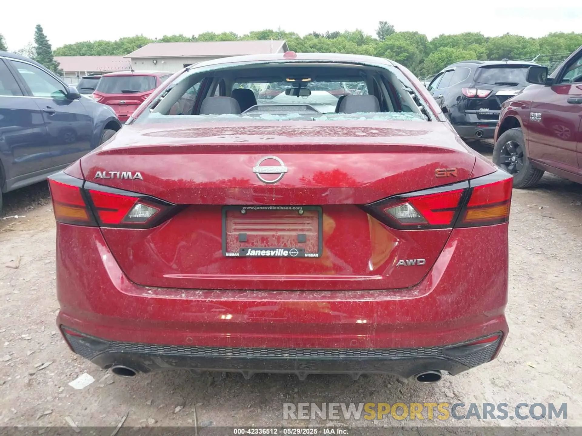 16 Photograph of a damaged car 1N4BL4CW4RN339034 NISSAN ALTIMA 2024