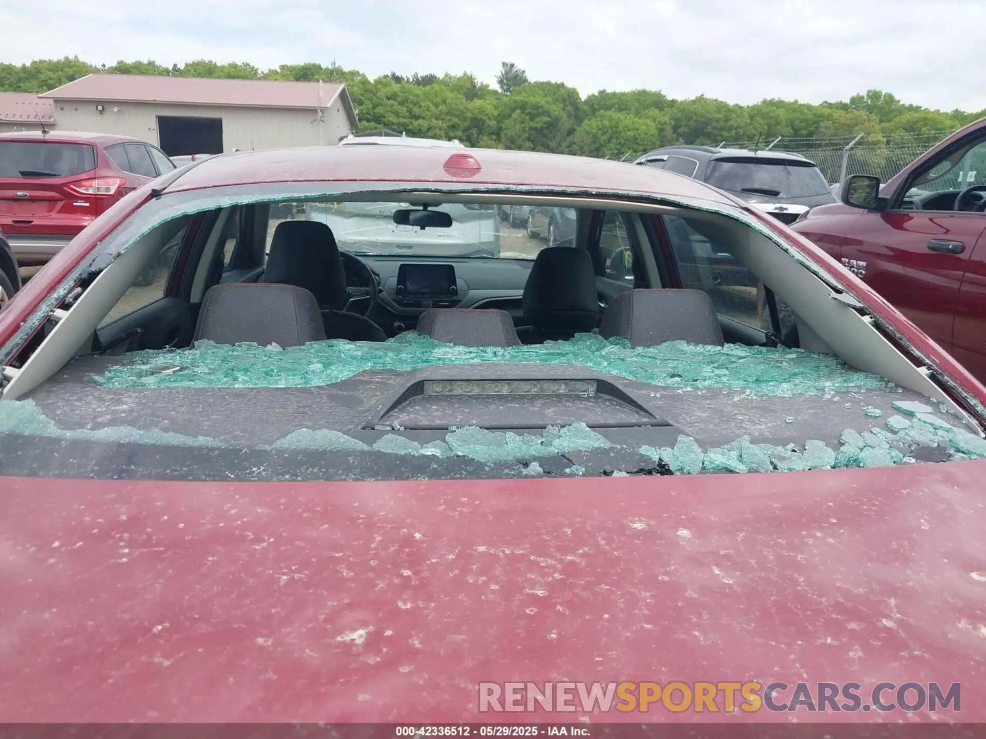 19 Photograph of a damaged car 1N4BL4CW4RN339034 NISSAN ALTIMA 2024