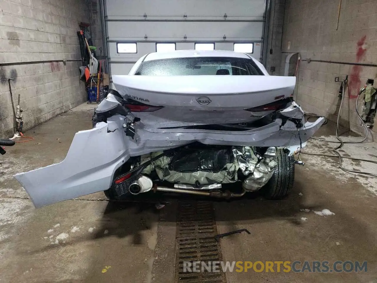 6 Photograph of a damaged car 1N4BL4CW4RN414735 NISSAN ALTIMA 2024