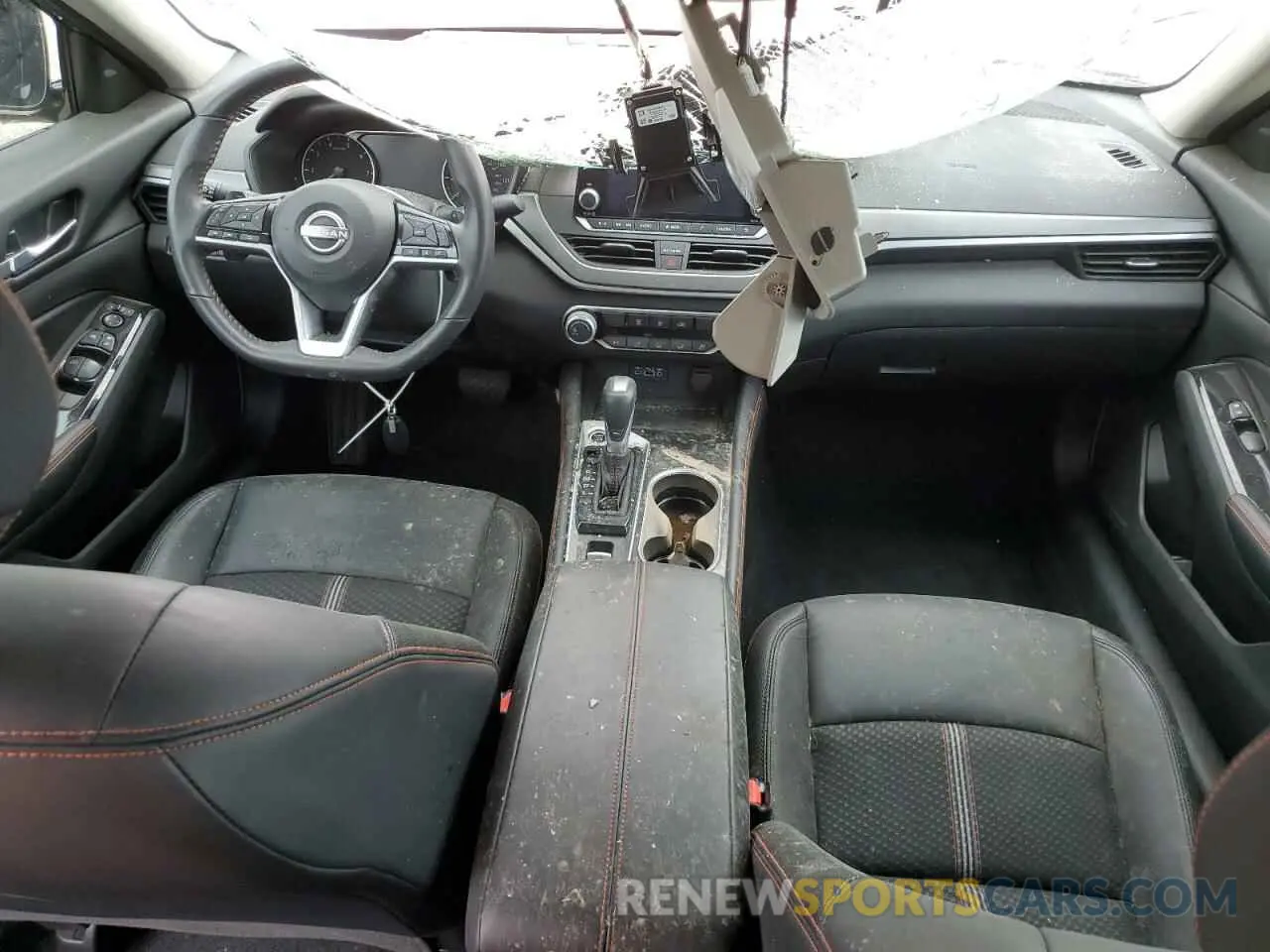8 Photograph of a damaged car 1N4BL4CW5RN320623 NISSAN ALTIMA 2024
