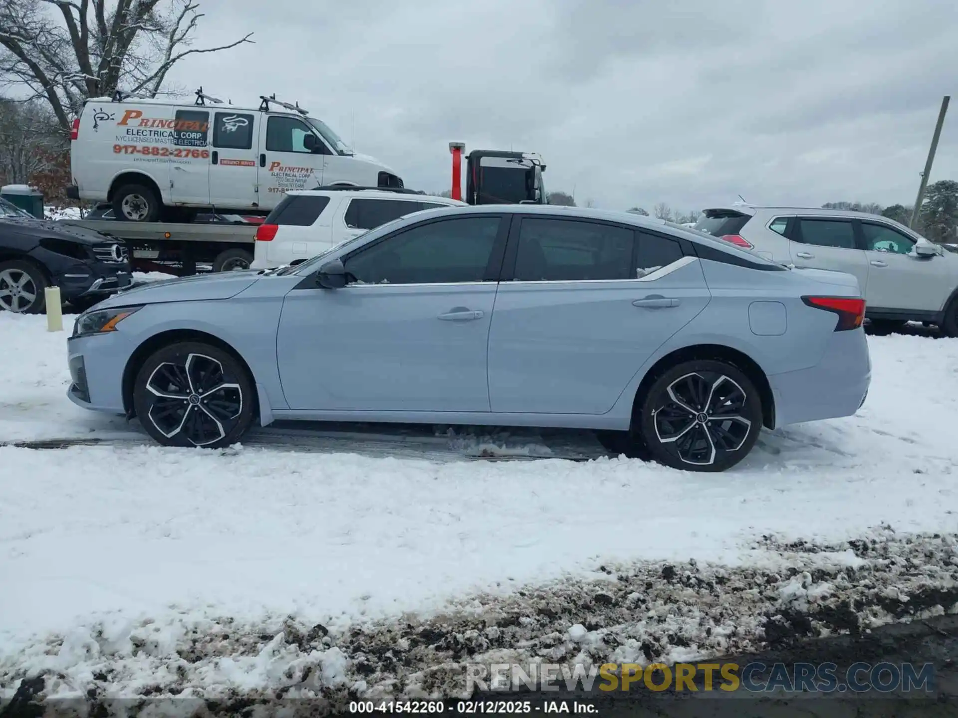 14 Photograph of a damaged car 1N4BL4CW5RN322744 NISSAN ALTIMA 2024