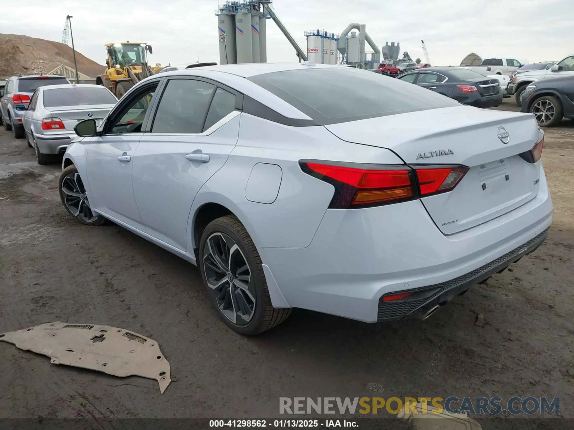 3 Photograph of a damaged car 1N4BL4CW5RN397041 NISSAN ALTIMA 2024