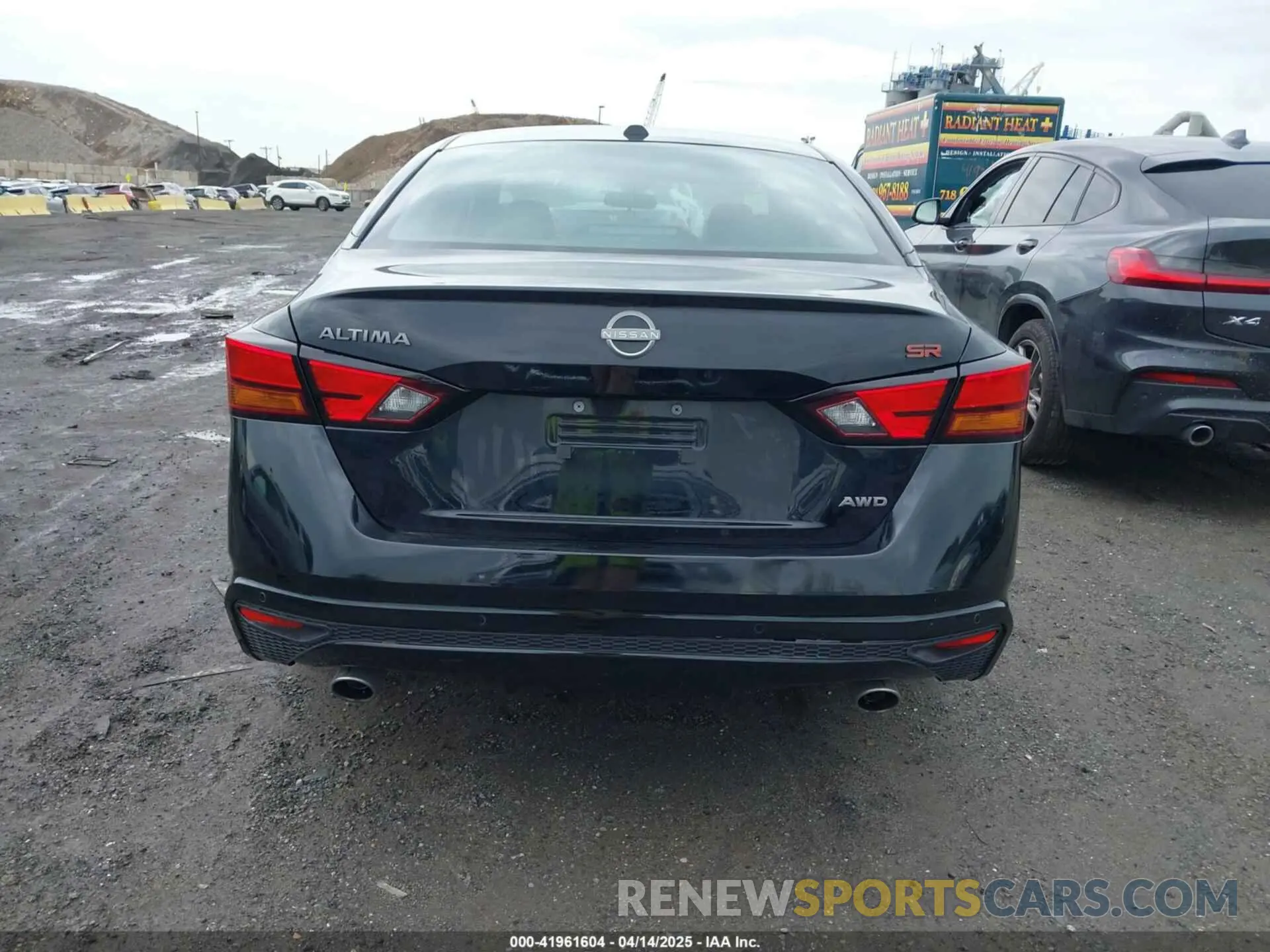 16 Photograph of a damaged car 1N4BL4CW8RN418464 NISSAN ALTIMA 2024