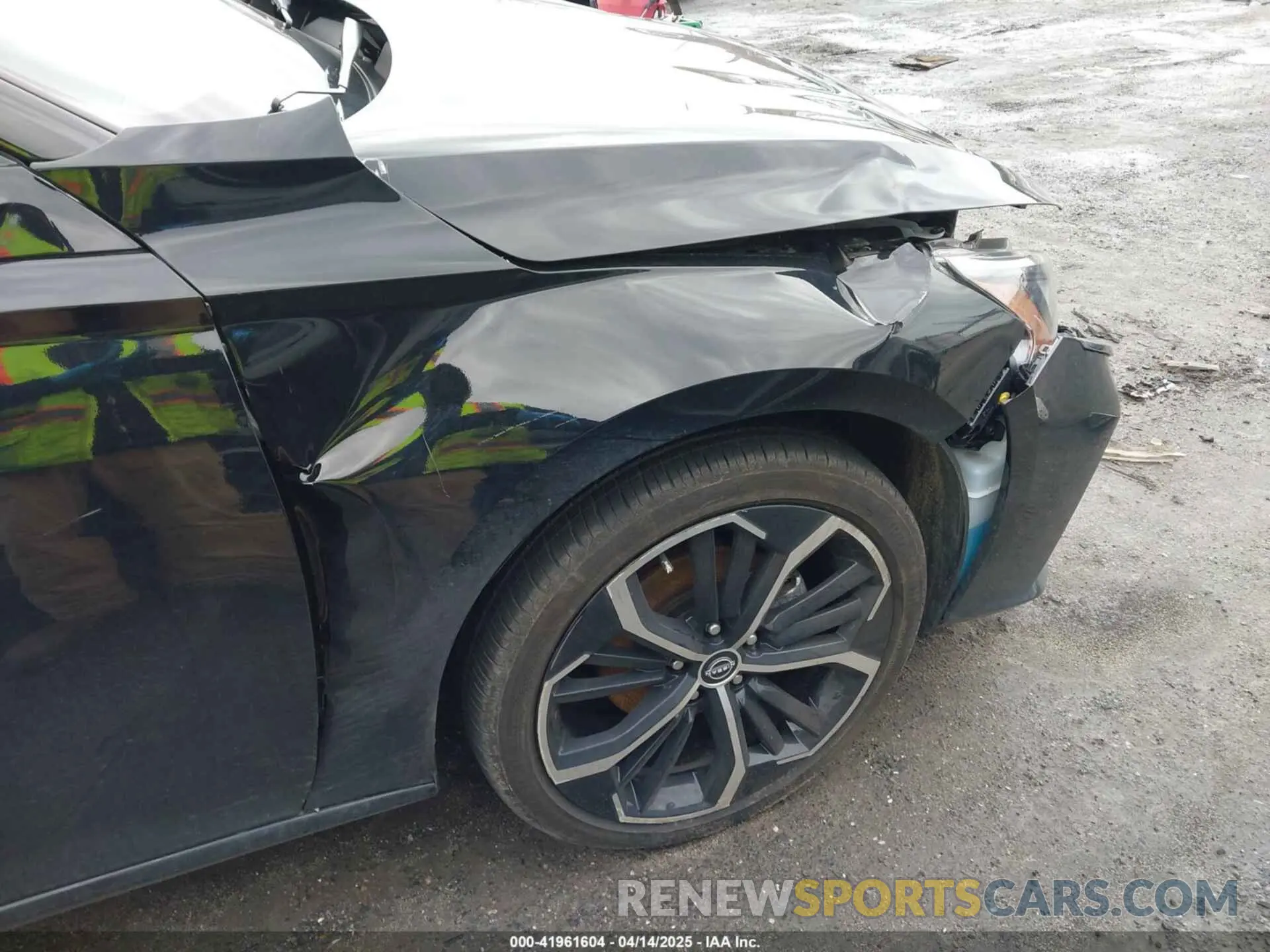 17 Photograph of a damaged car 1N4BL4CW8RN418464 NISSAN ALTIMA 2024