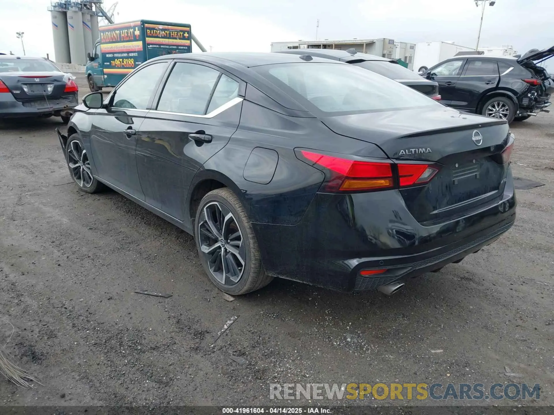 3 Photograph of a damaged car 1N4BL4CW8RN418464 NISSAN ALTIMA 2024