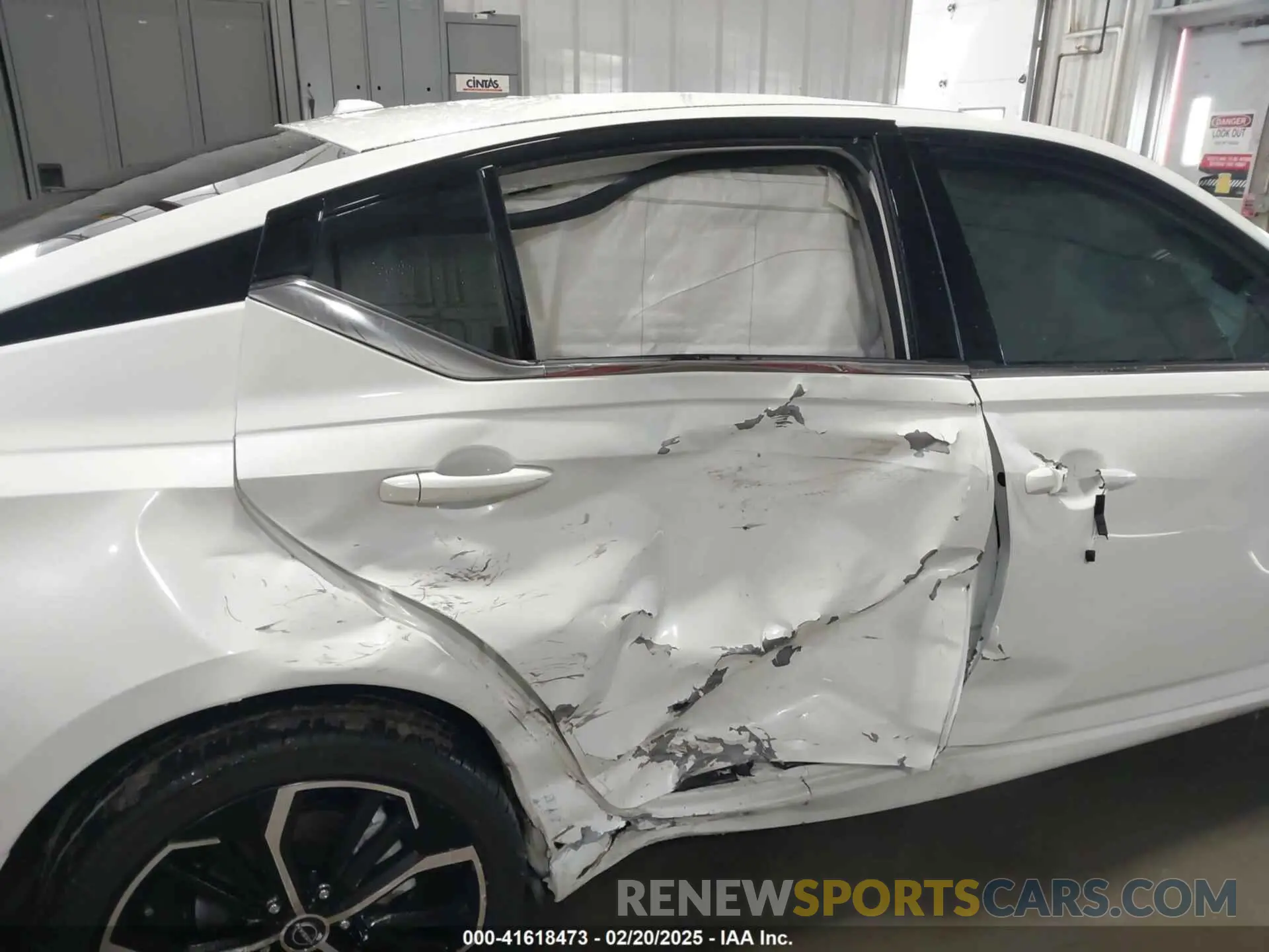 6 Photograph of a damaged car 1N4BL4CWXRN391462 NISSAN ALTIMA 2024