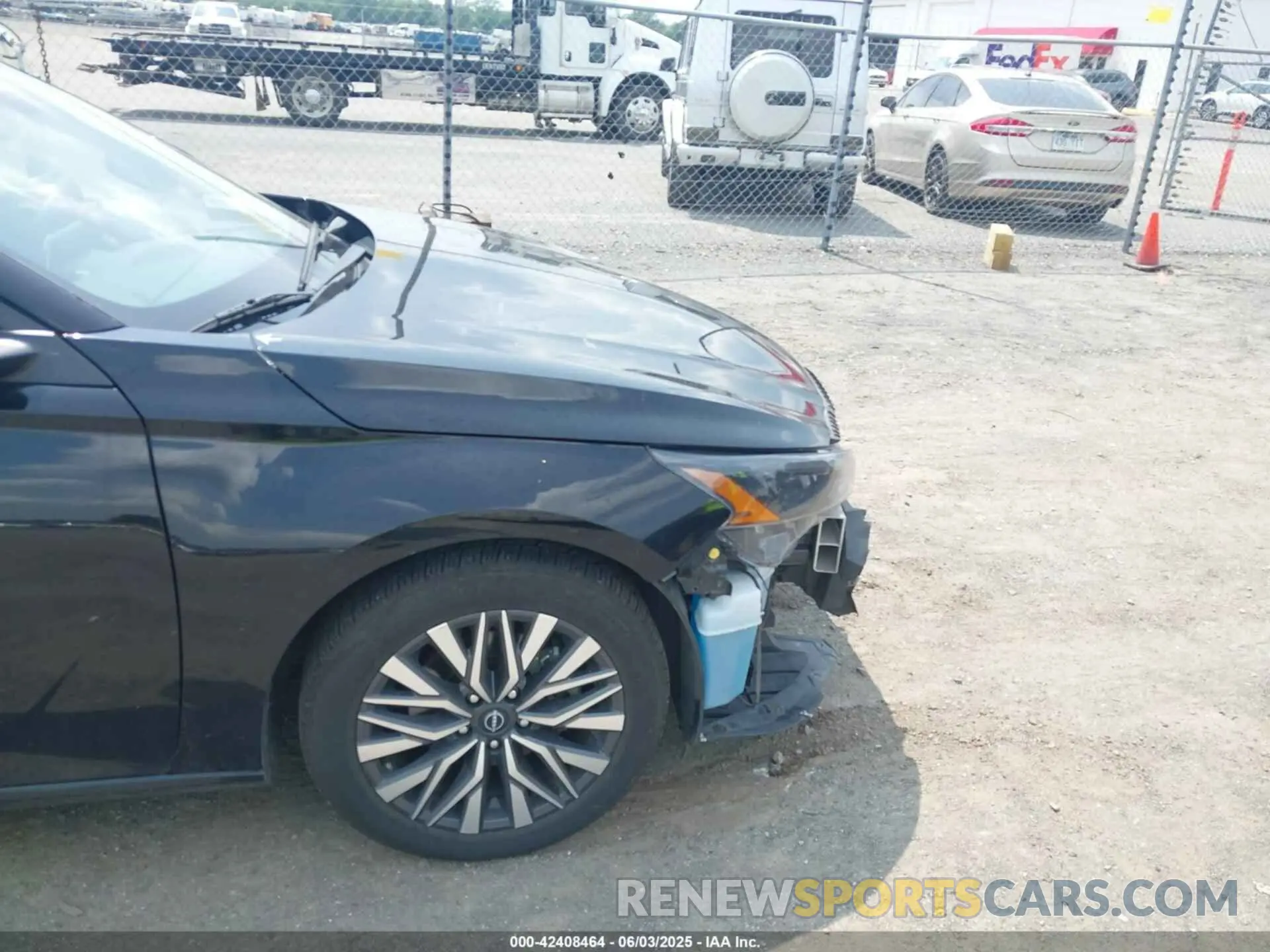 18 Photograph of a damaged car 1N4BL4DV0RN303301 NISSAN ALTIMA 2024