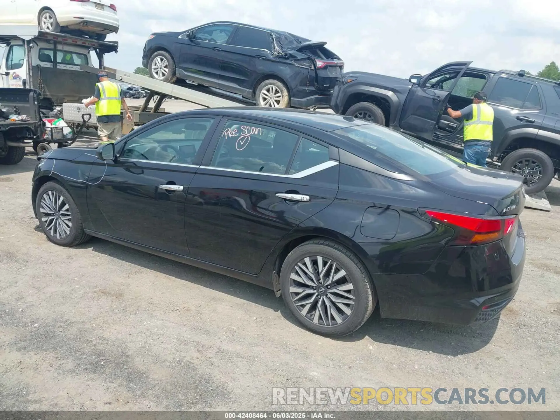 3 Photograph of a damaged car 1N4BL4DV0RN303301 NISSAN ALTIMA 2024