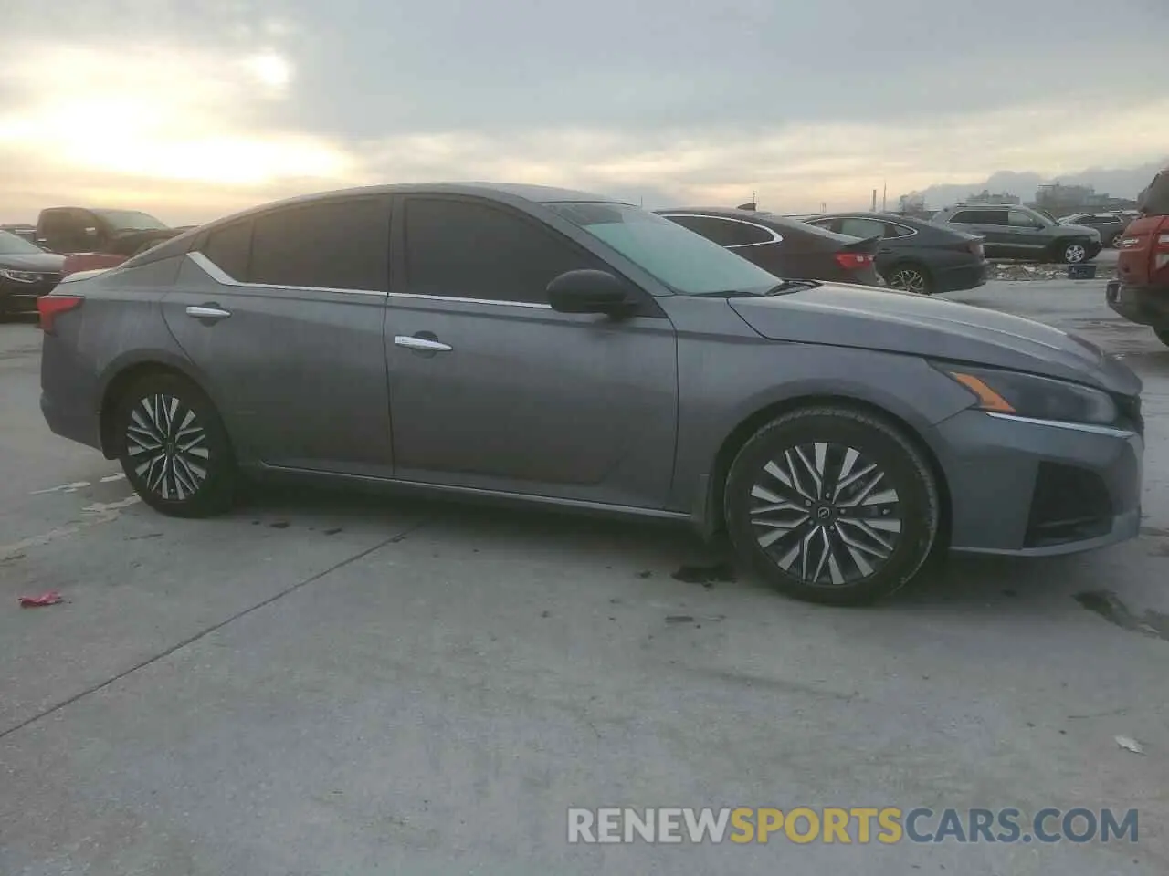 4 Photograph of a damaged car 1N4BL4DV0RN316758 NISSAN ALTIMA 2024