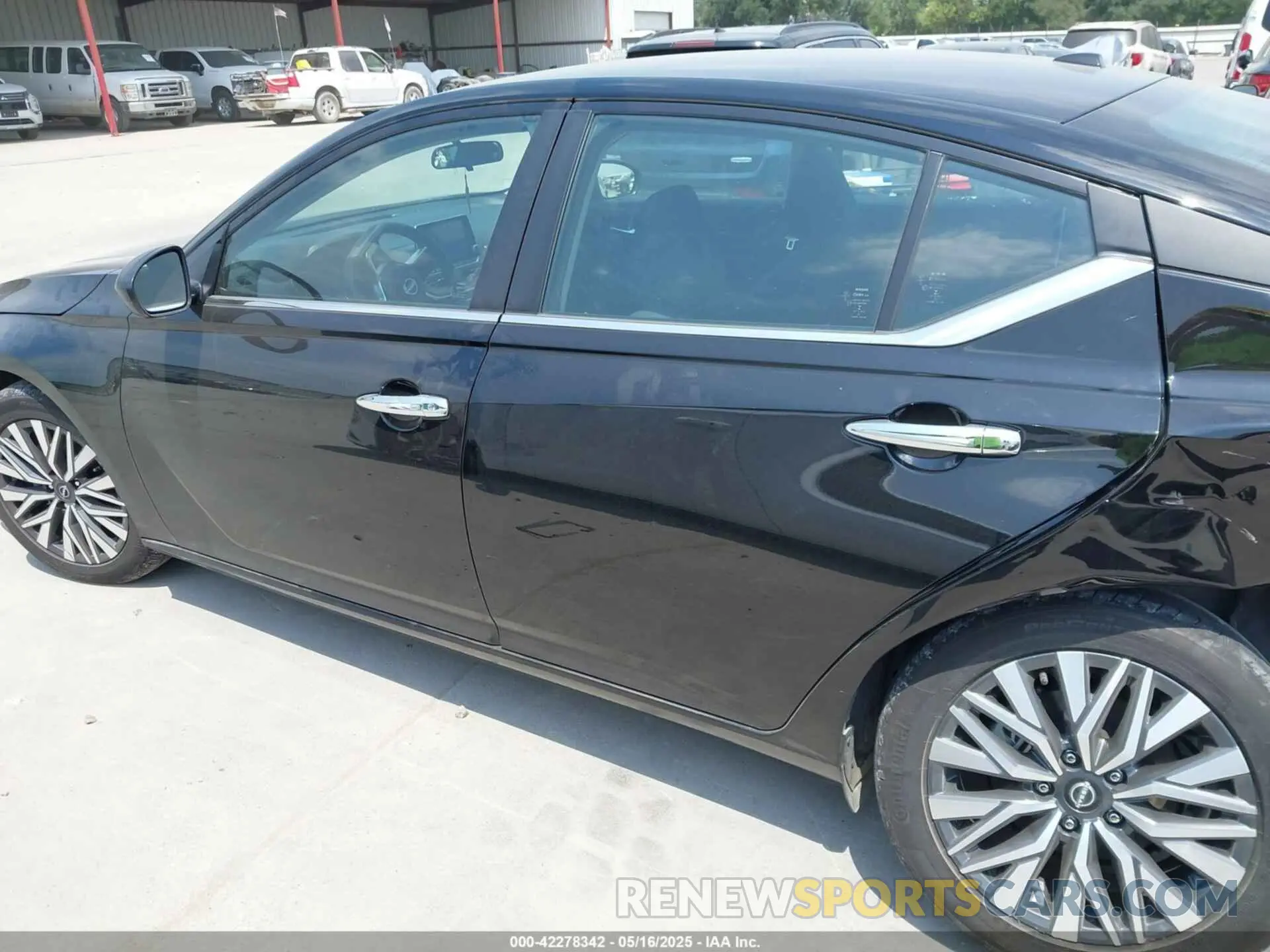 14 Photograph of a damaged car 1N4BL4DV0RN324892 NISSAN ALTIMA 2024
