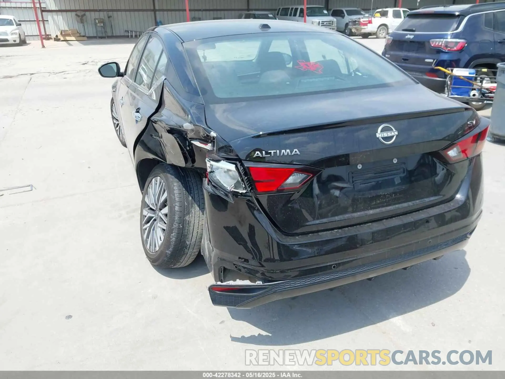 3 Photograph of a damaged car 1N4BL4DV0RN324892 NISSAN ALTIMA 2024