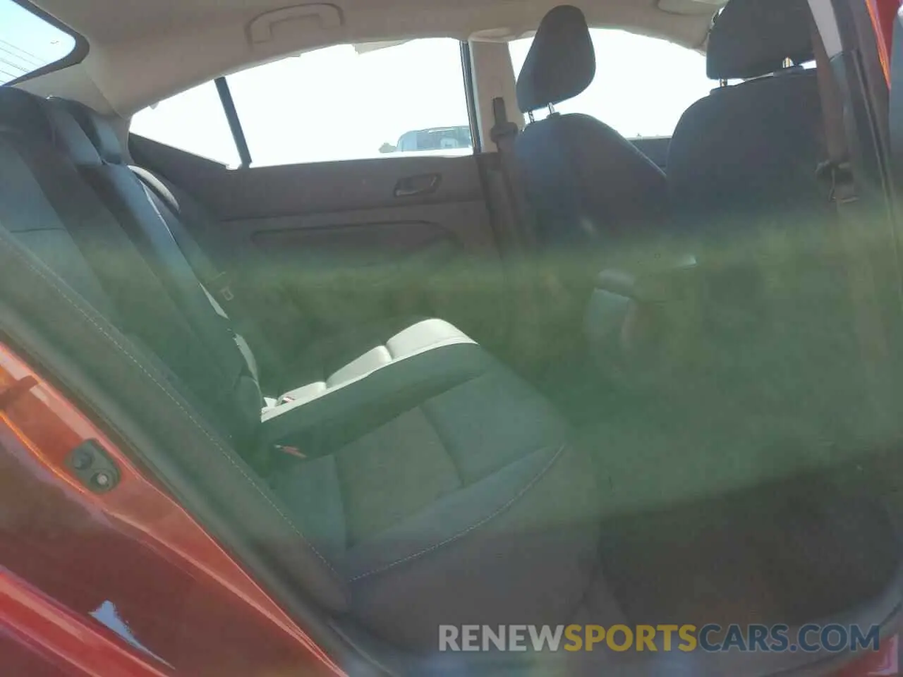 10 Photograph of a damaged car 1N4BL4DV0RN338047 NISSAN ALTIMA 2024