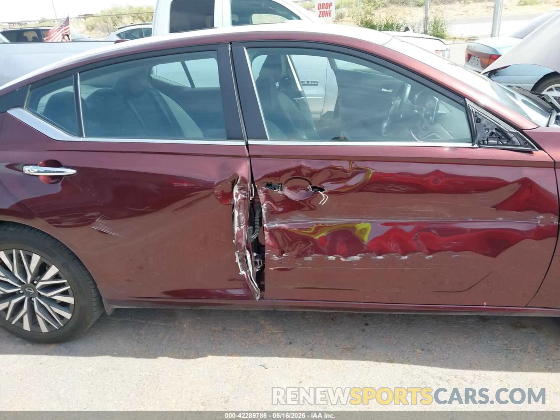 6 Photograph of a damaged car 1N4BL4DV0RN371369 NISSAN ALTIMA 2024