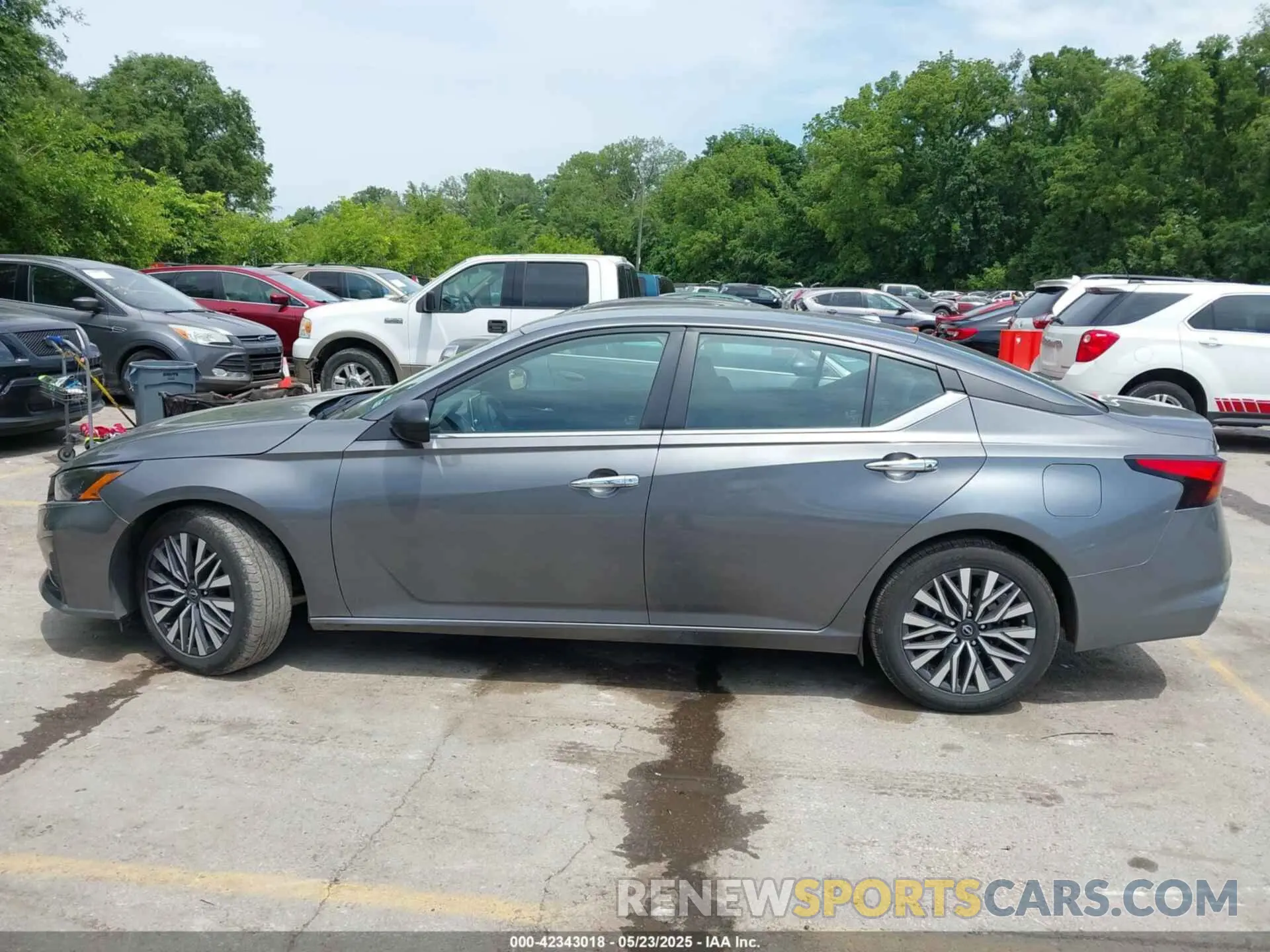 15 Photograph of a damaged car 1N4BL4DV1RN312881 NISSAN ALTIMA 2024