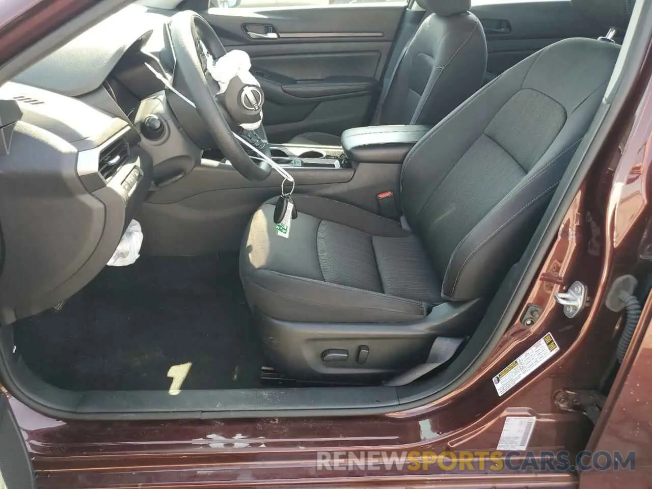 7 Photograph of a damaged car 1N4BL4DV1RN321676 NISSAN ALTIMA 2024