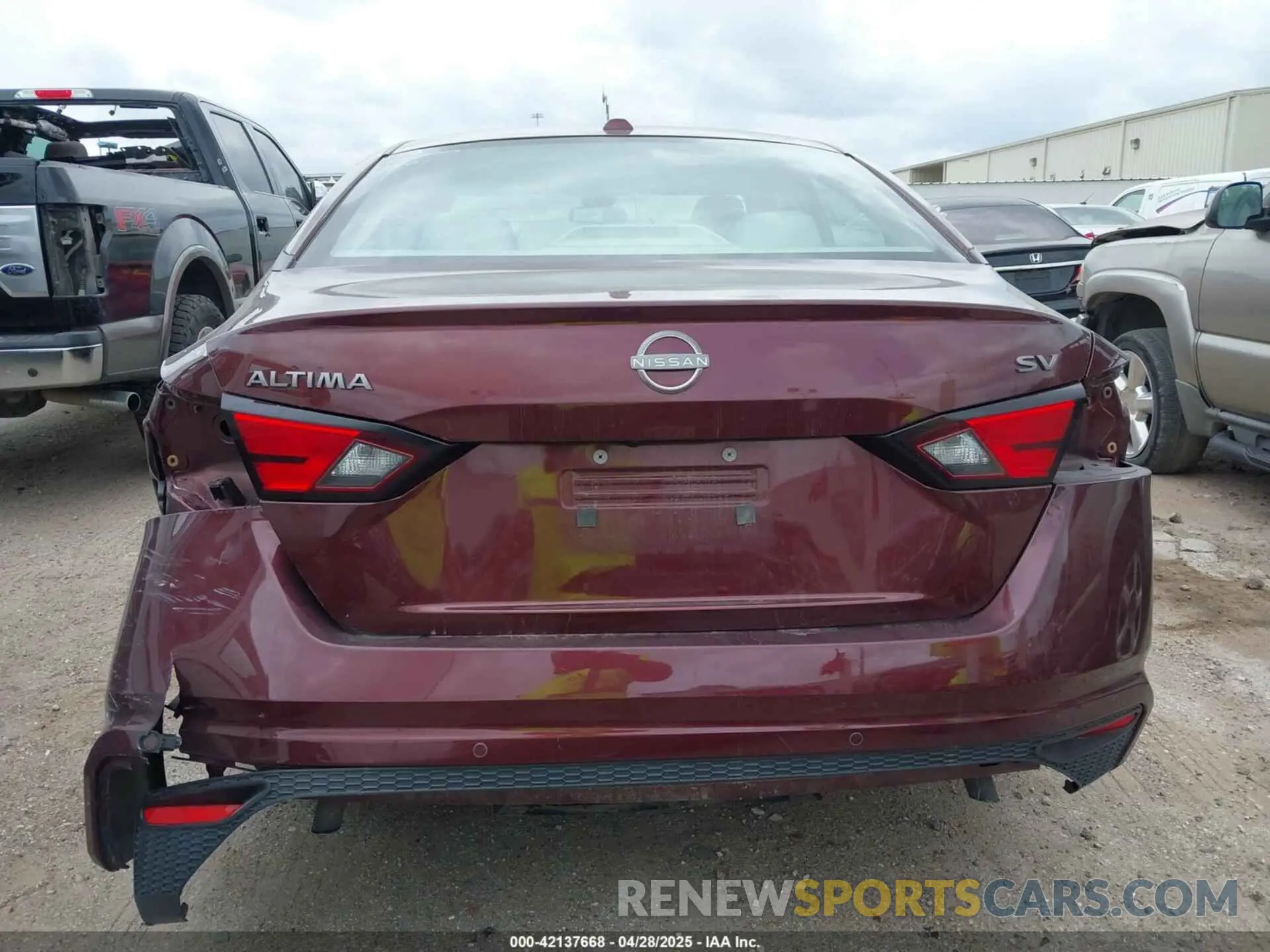 16 Photograph of a damaged car 1N4BL4DV1RN323542 NISSAN ALTIMA 2024