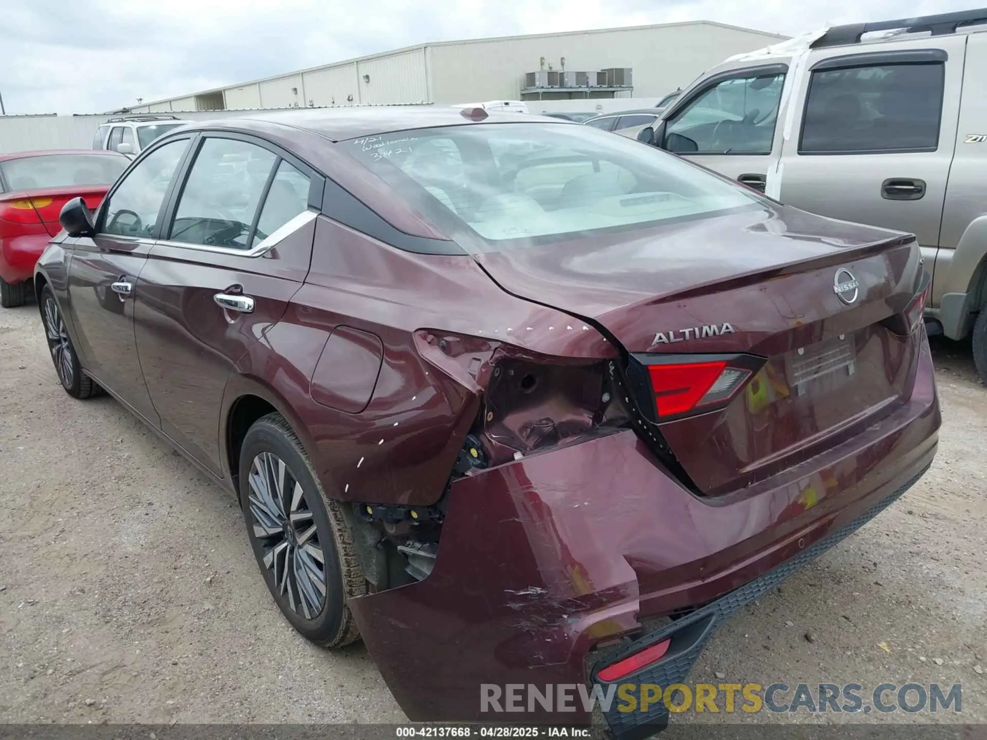 3 Photograph of a damaged car 1N4BL4DV1RN323542 NISSAN ALTIMA 2024