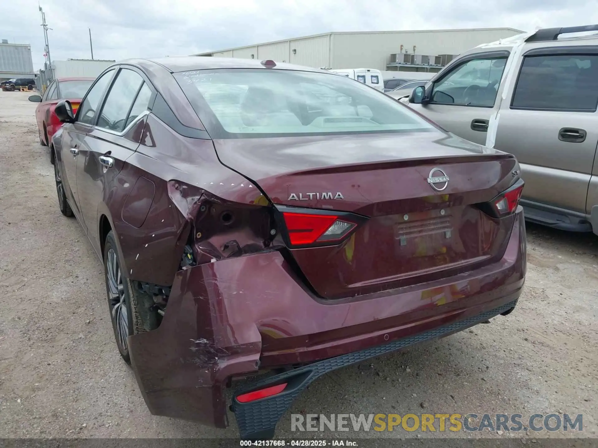 6 Photograph of a damaged car 1N4BL4DV1RN323542 NISSAN ALTIMA 2024