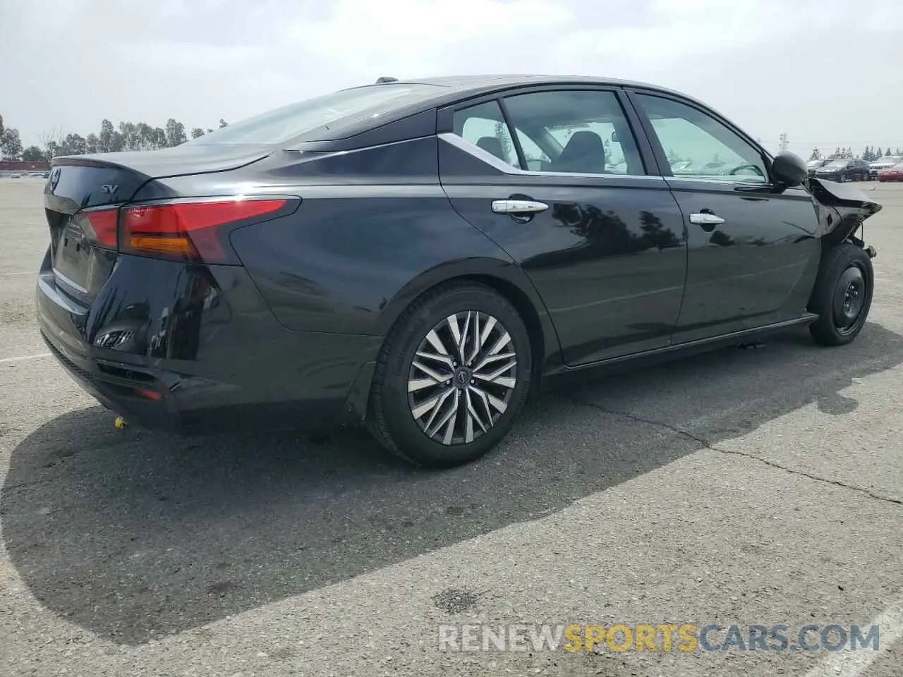 3 Photograph of a damaged car 1N4BL4DV1RN330166 NISSAN ALTIMA 2024