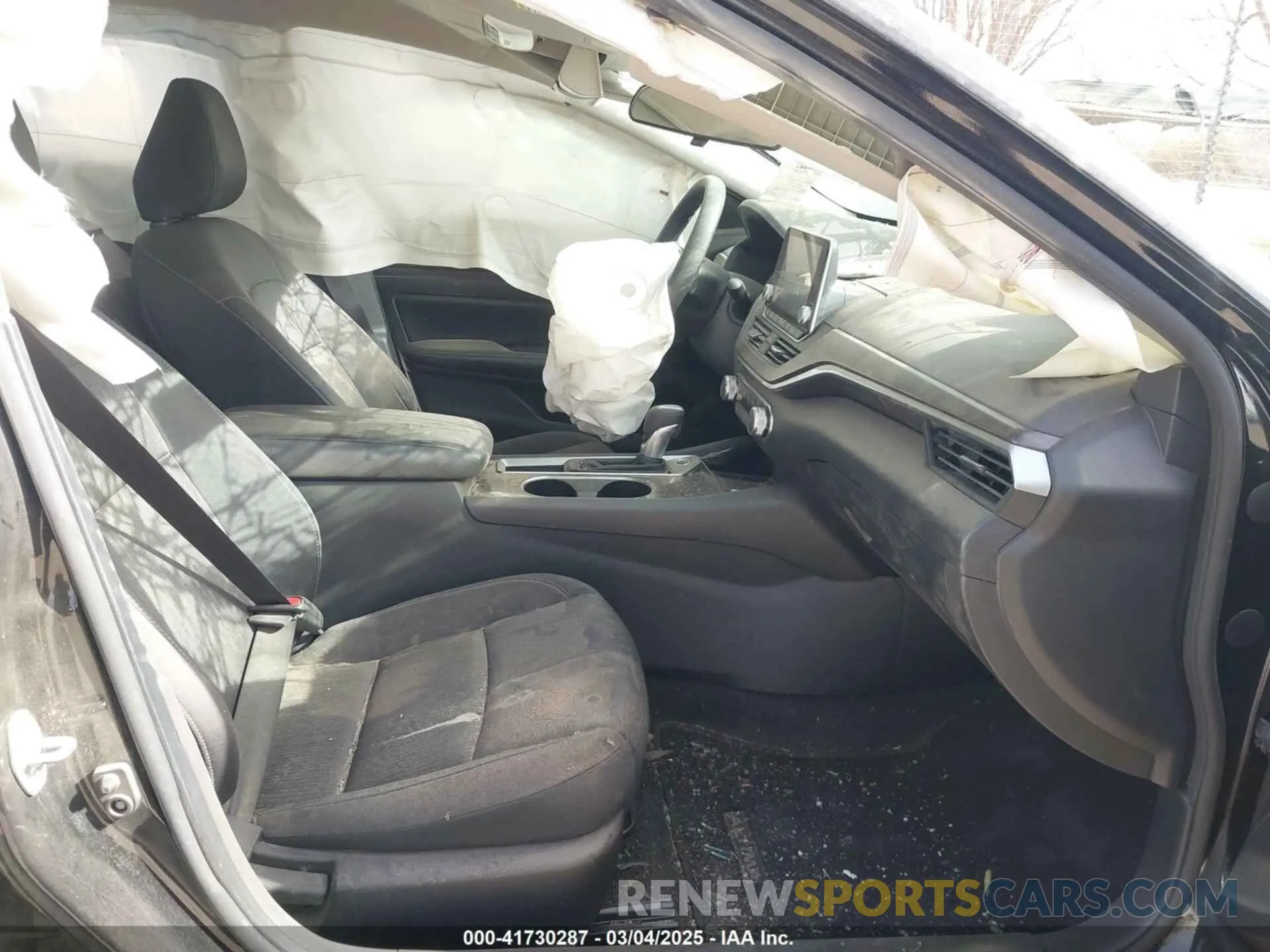 5 Photograph of a damaged car 1N4BL4DV1RN341992 NISSAN ALTIMA 2024
