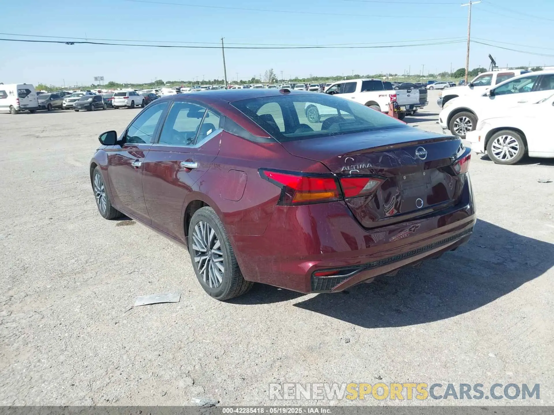 3 Photograph of a damaged car 1N4BL4DV1RN372787 NISSAN ALTIMA 2024