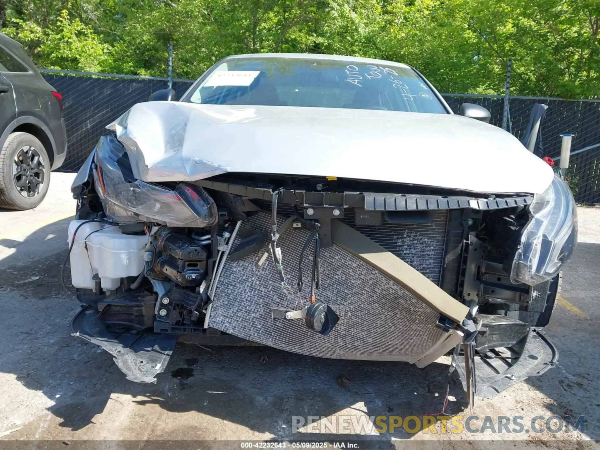6 Photograph of a damaged car 1N4BL4DV1RN377245 NISSAN ALTIMA 2024
