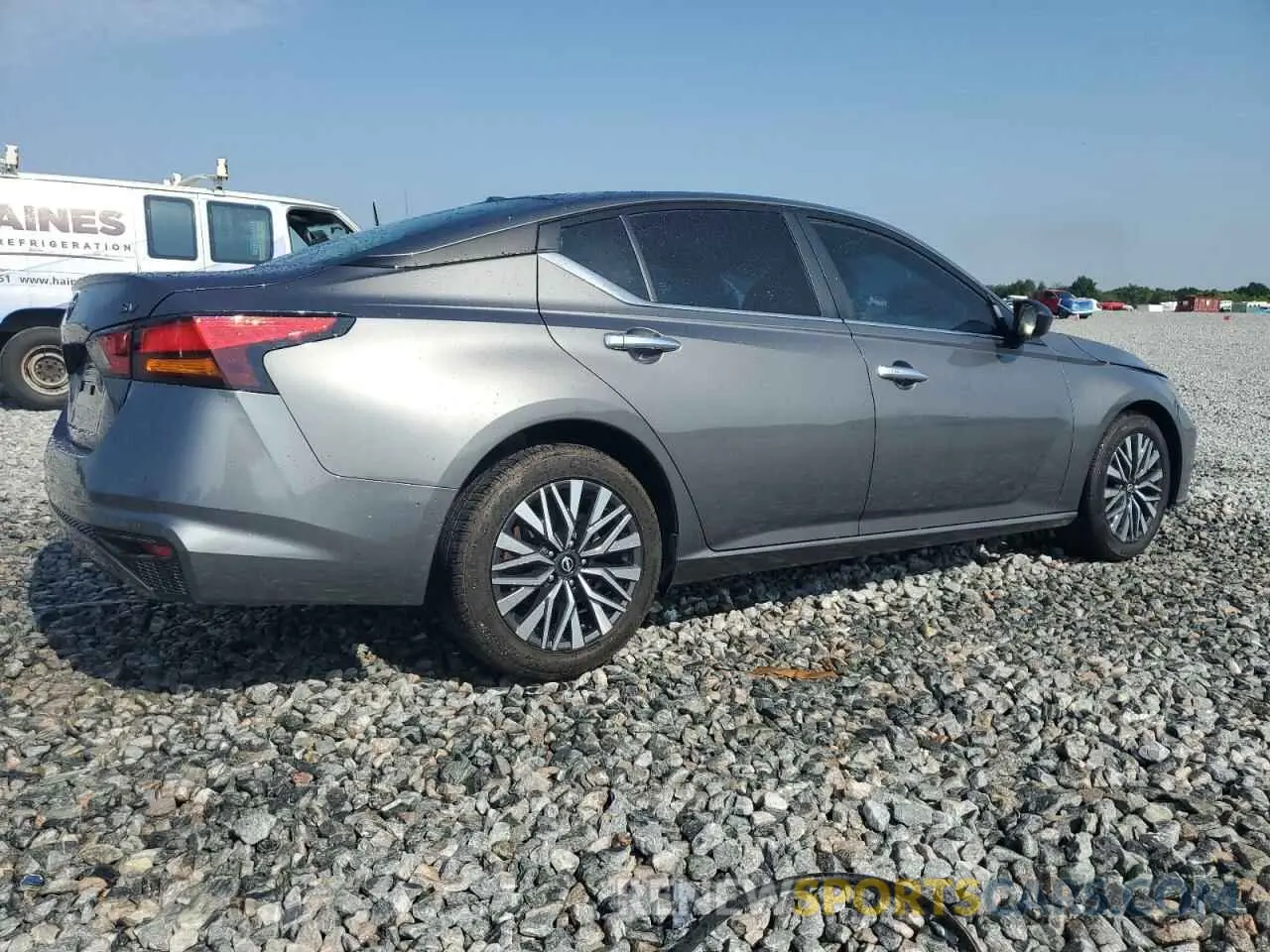 3 Photograph of a damaged car 1N4BL4DV1RN385054 NISSAN ALTIMA 2024