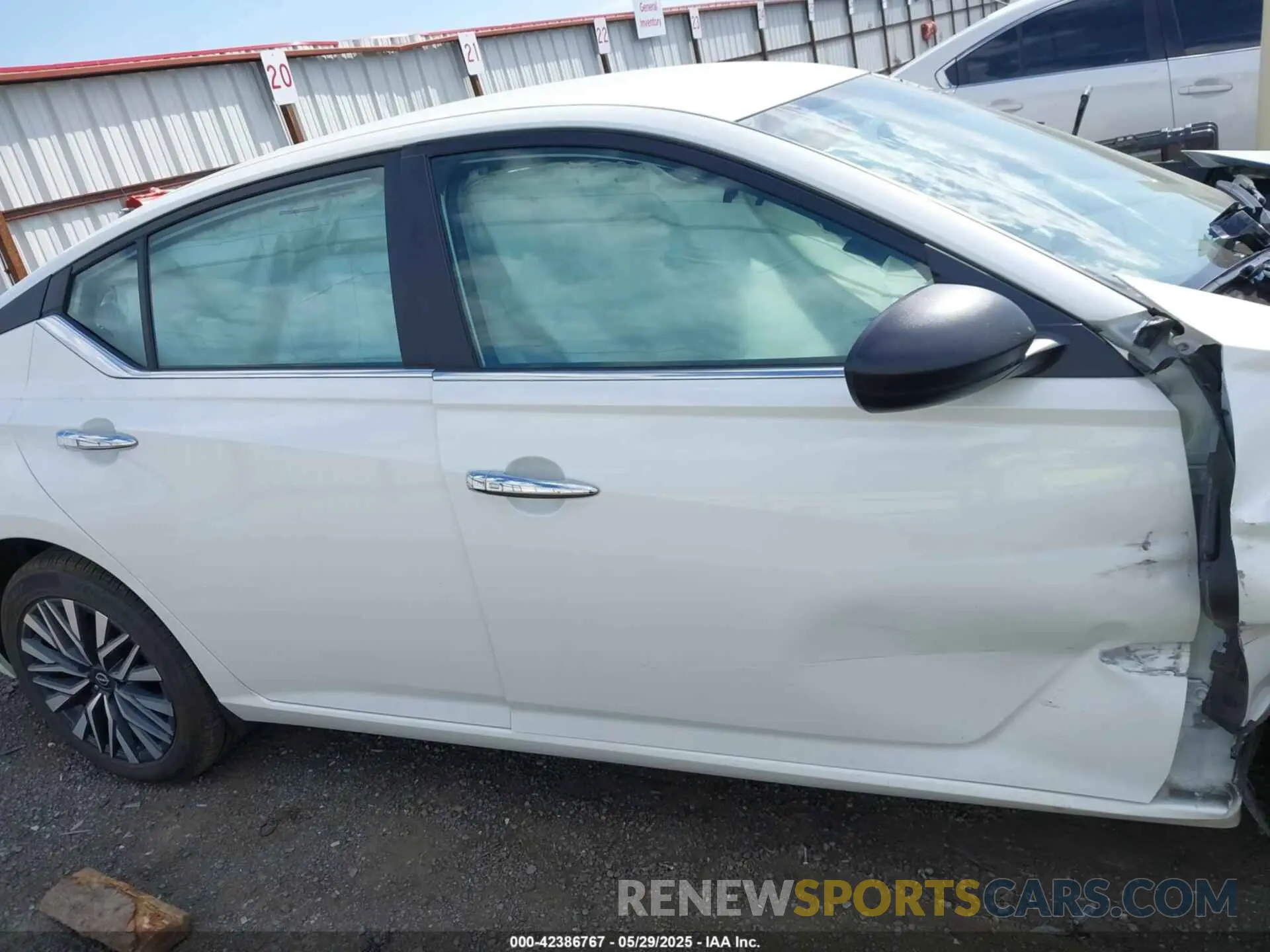 13 Photograph of a damaged car 1N4BL4DV1RN386723 NISSAN ALTIMA 2024