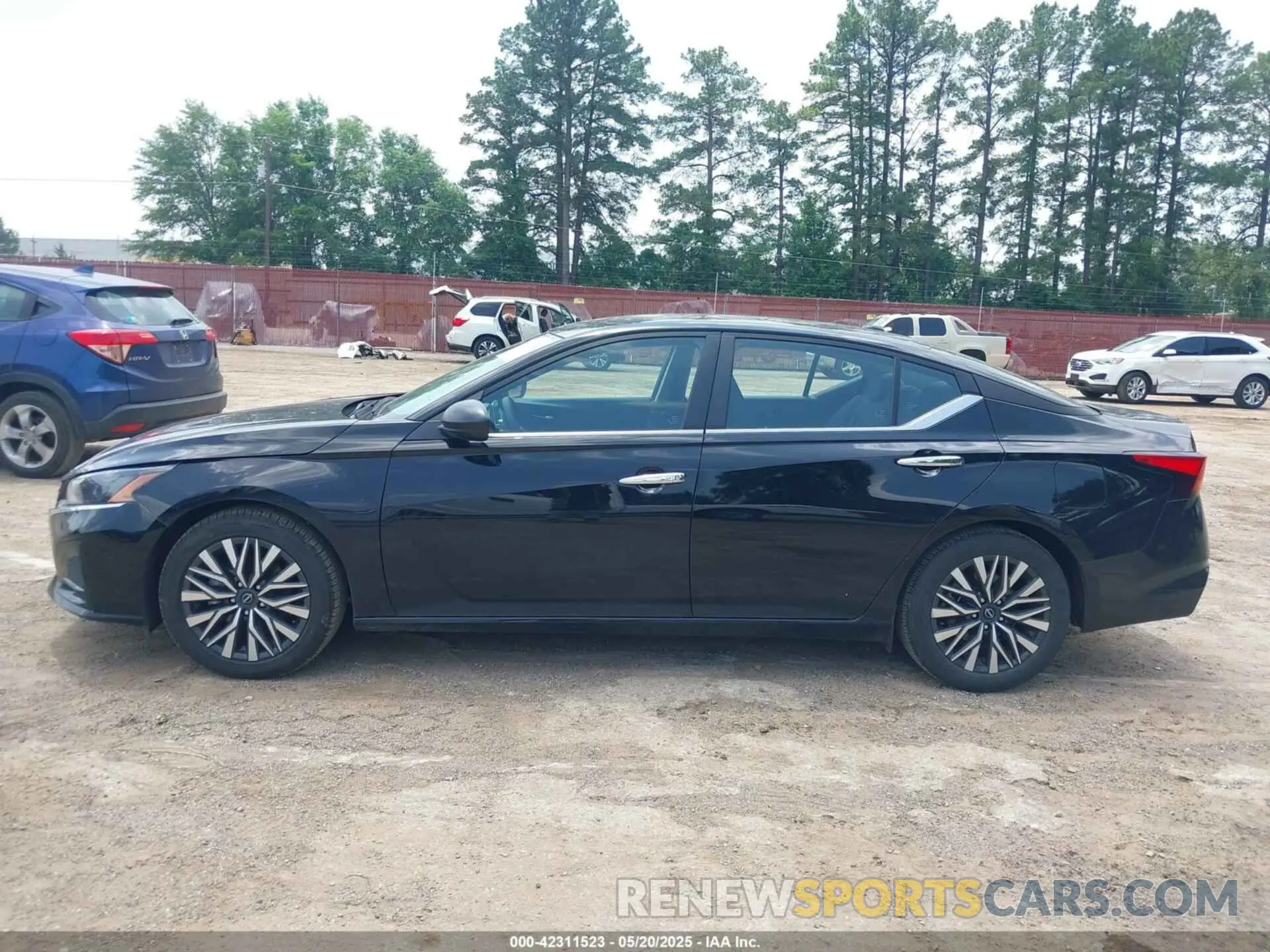 14 Photograph of a damaged car 1N4BL4DV1RN432034 NISSAN ALTIMA 2024