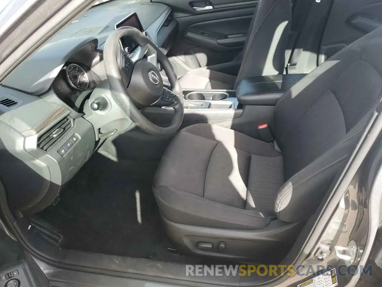 7 Photograph of a damaged car 1N4BL4DV2RN320312 NISSAN ALTIMA 2024