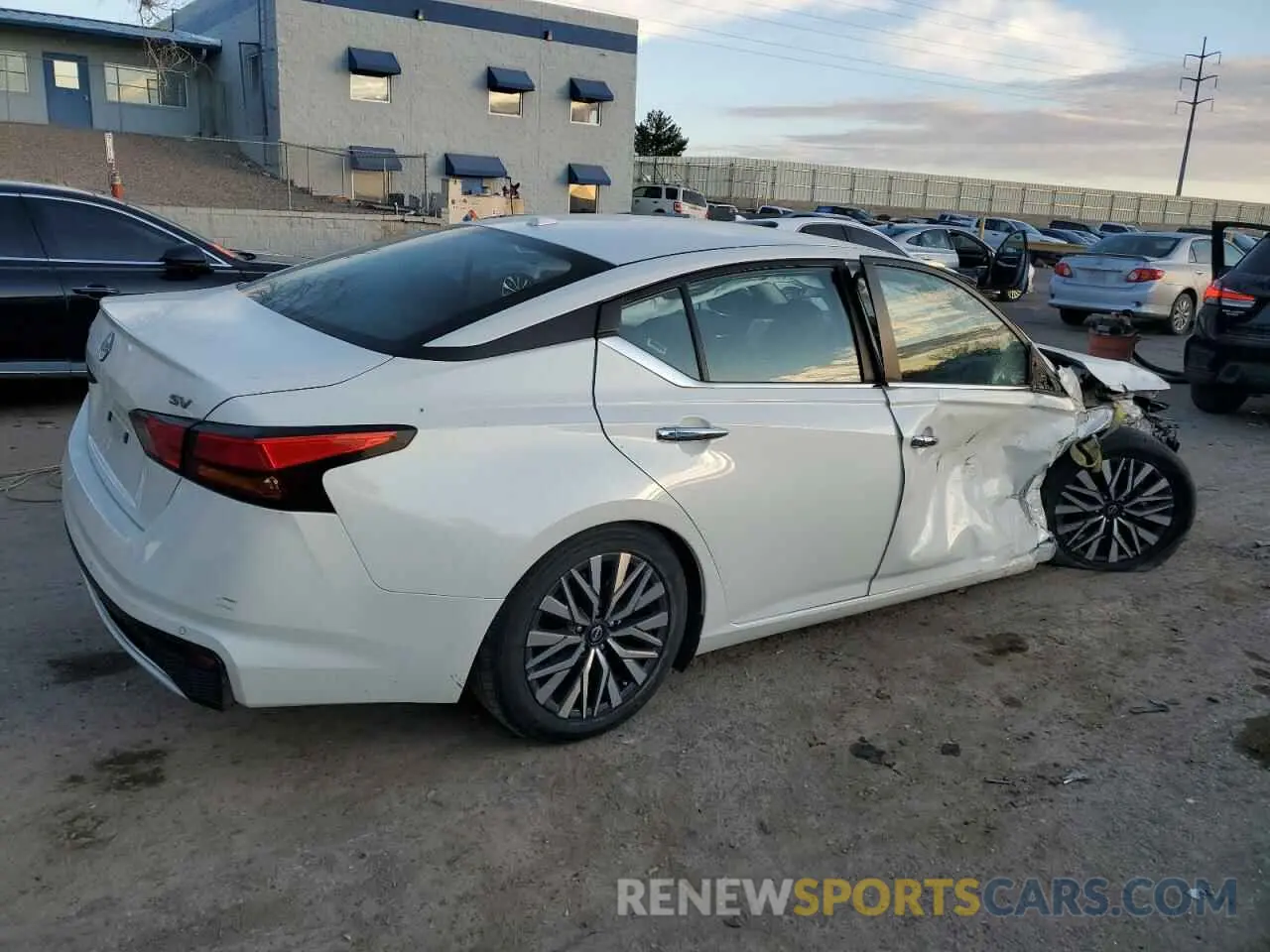 3 Photograph of a damaged car 1N4BL4DV2RN334954 NISSAN ALTIMA 2024