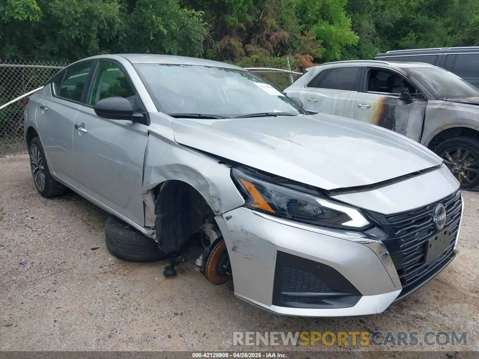 1 Photograph of a damaged car 1N4BL4DV2RN347865 NISSAN ALTIMA 2024