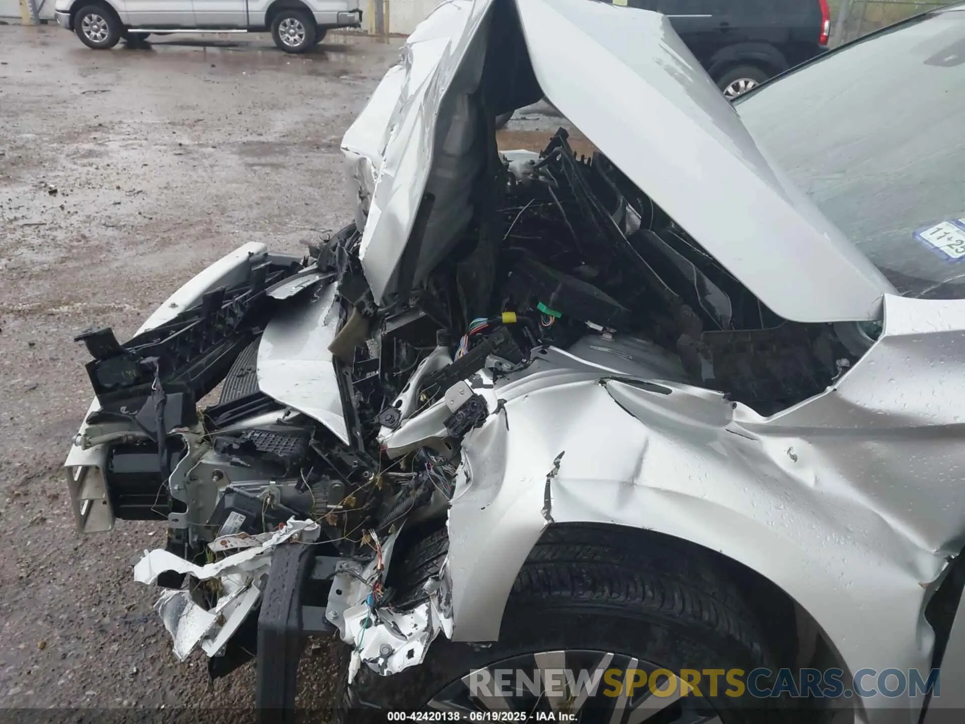 18 Photograph of a damaged car 1N4BL4DV2RN360275 NISSAN ALTIMA 2024