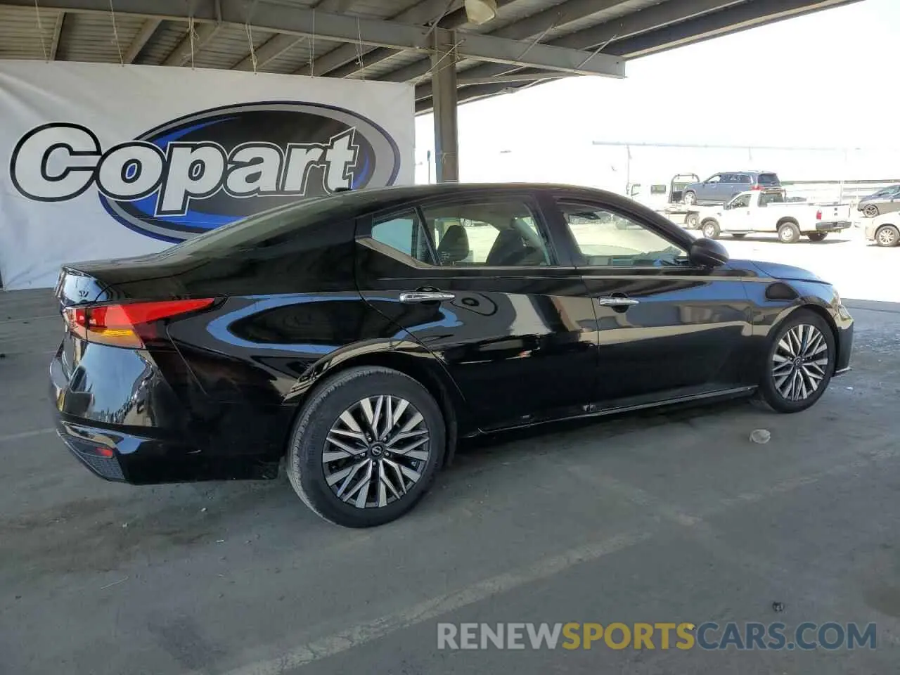3 Photograph of a damaged car 1N4BL4DV2RN365007 NISSAN ALTIMA 2024