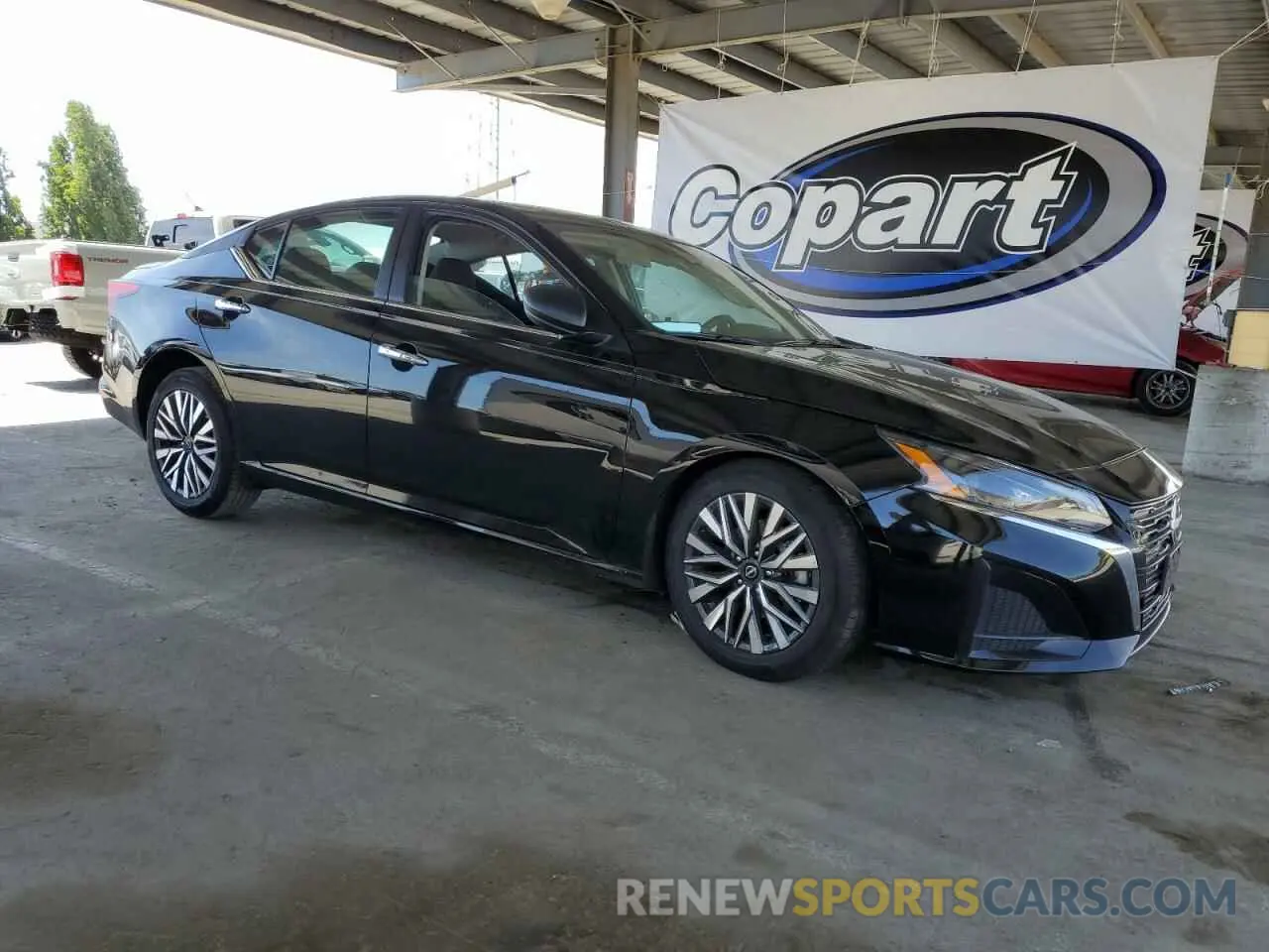 4 Photograph of a damaged car 1N4BL4DV2RN365007 NISSAN ALTIMA 2024