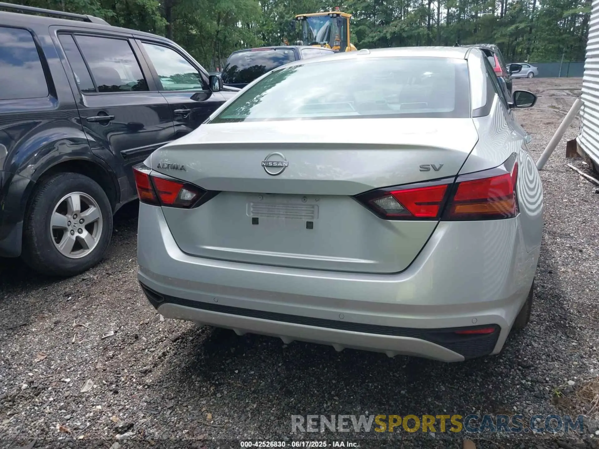 17 Photograph of a damaged car 1N4BL4DV2RN375620 NISSAN ALTIMA 2024