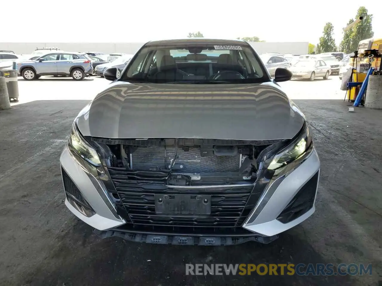 5 Photograph of a damaged car 1N4BL4DV2RN375987 NISSAN ALTIMA 2024