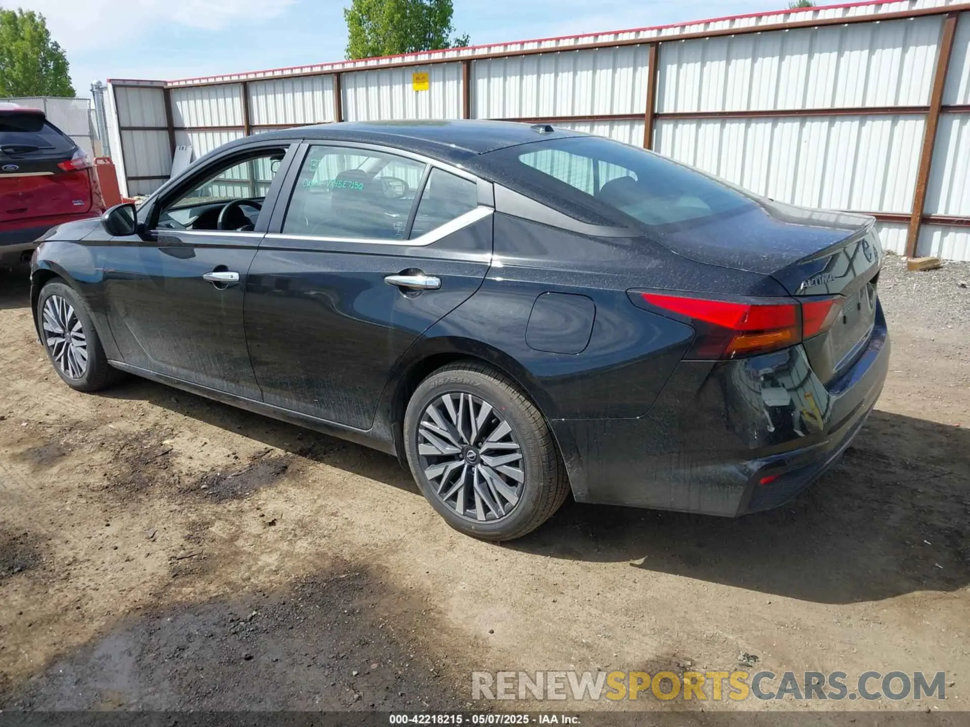 3 Photograph of a damaged car 1N4BL4DV2RN376461 NISSAN ALTIMA 2024