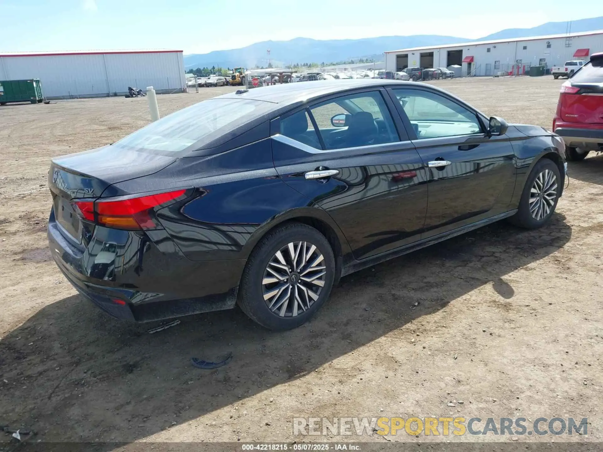 4 Photograph of a damaged car 1N4BL4DV2RN376461 NISSAN ALTIMA 2024
