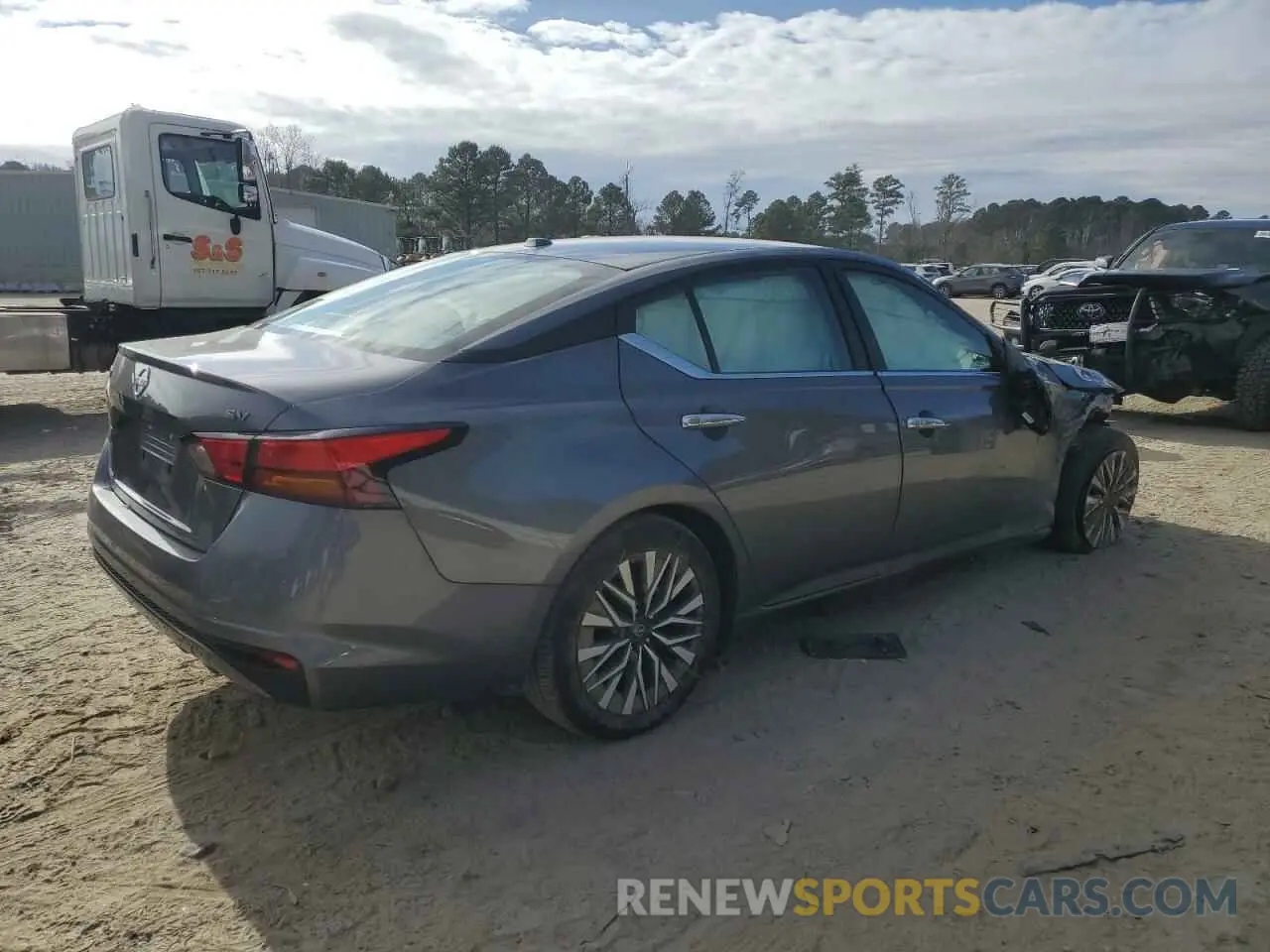 3 Photograph of a damaged car 1N4BL4DV2RN380607 NISSAN ALTIMA 2024