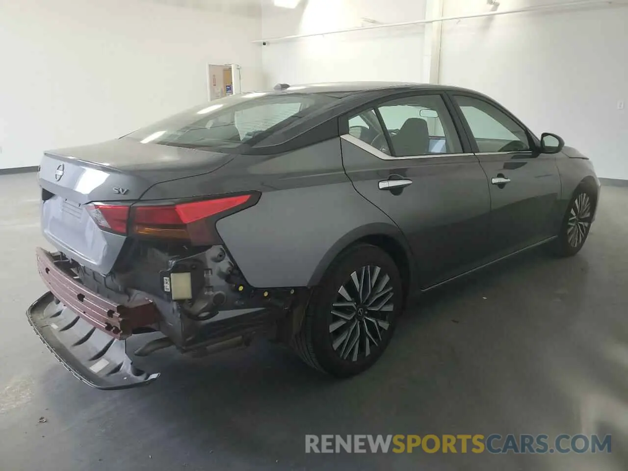 3 Photograph of a damaged car 1N4BL4DV2RN383880 NISSAN ALTIMA 2024