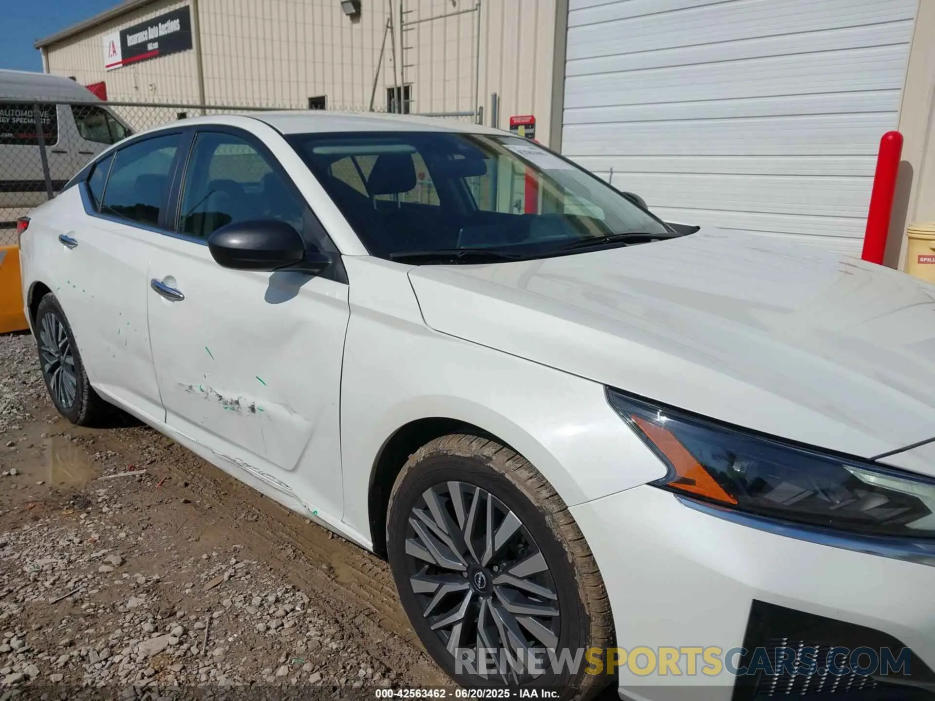 6 Photograph of a damaged car 1N4BL4DV2RN387119 NISSAN ALTIMA 2024