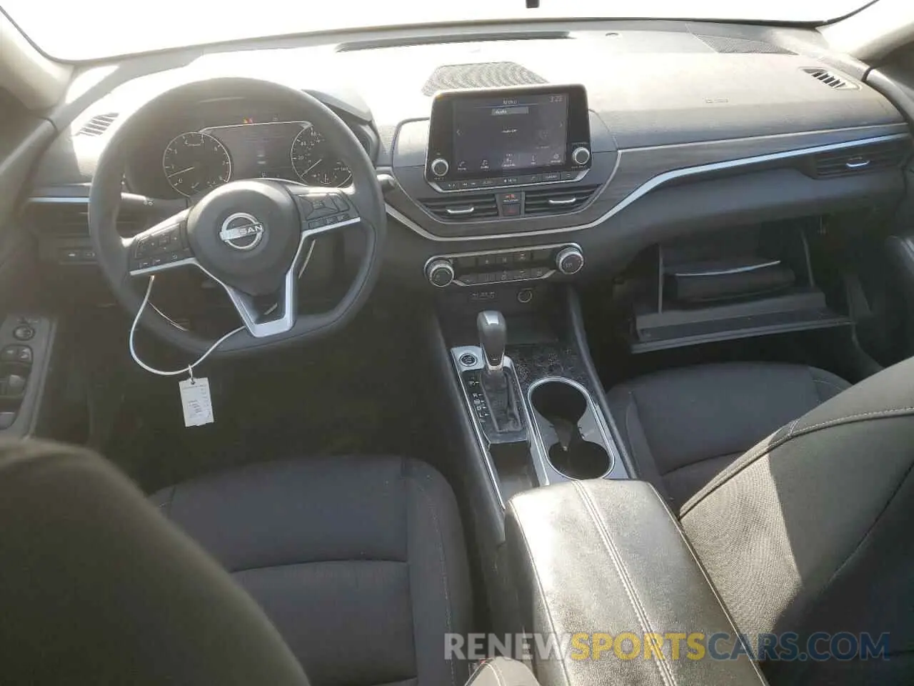 8 Photograph of a damaged car 1N4BL4DV2RN397018 NISSAN ALTIMA 2024