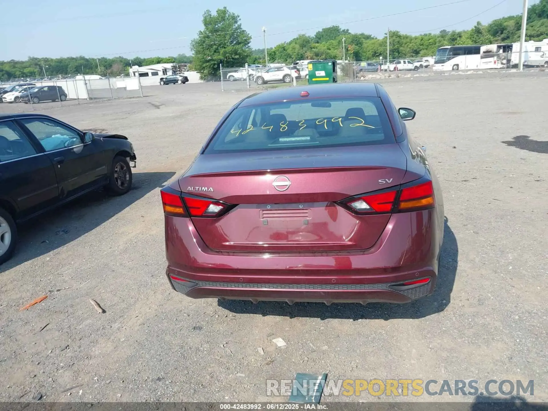 16 Photograph of a damaged car 1N4BL4DV2RN433709 NISSAN ALTIMA 2024