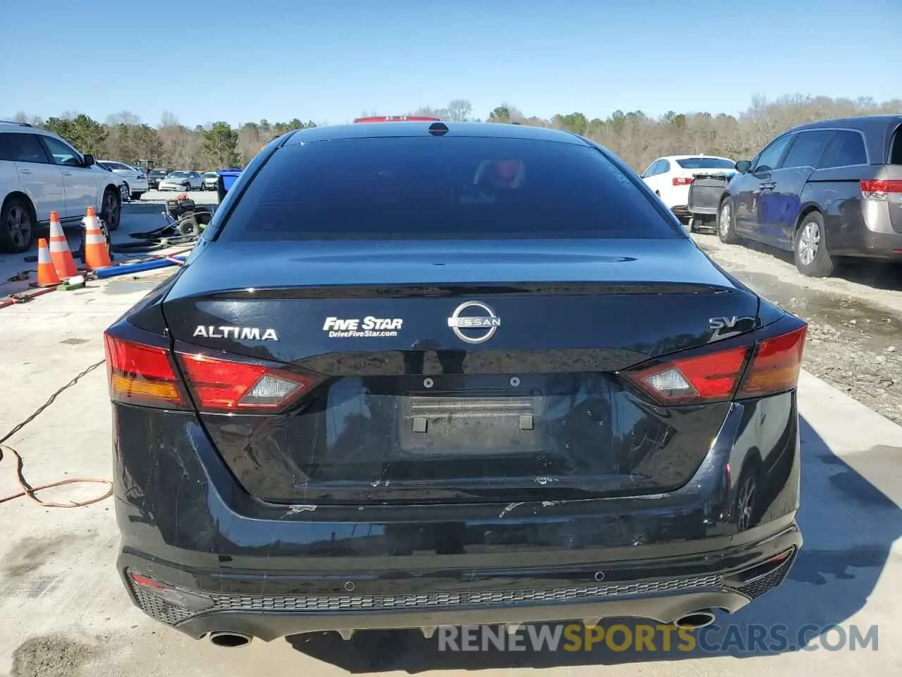 6 Photograph of a damaged car 1N4BL4DV3RN313420 NISSAN ALTIMA 2024