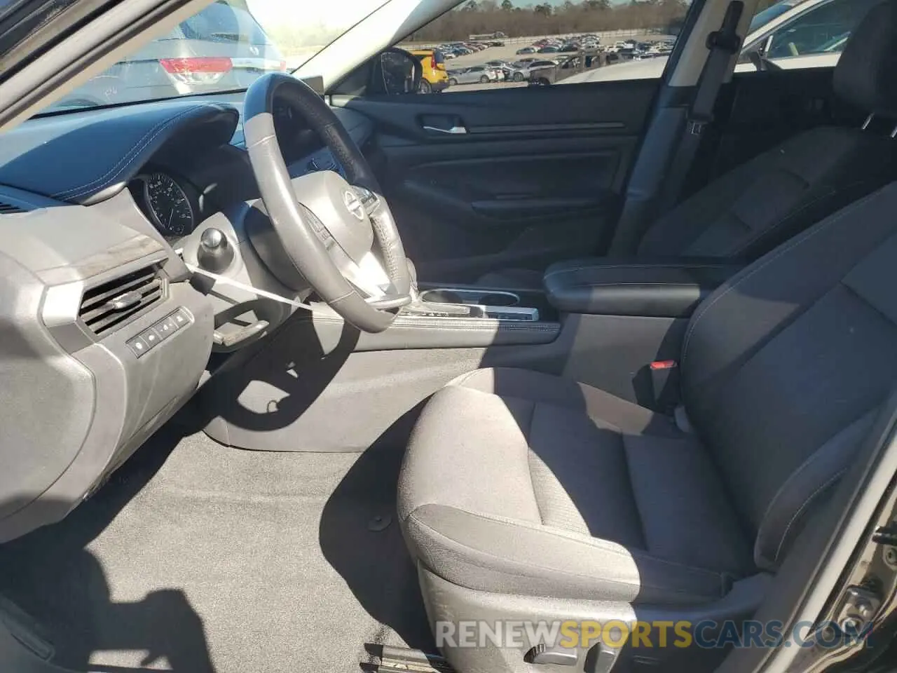 7 Photograph of a damaged car 1N4BL4DV3RN313420 NISSAN ALTIMA 2024