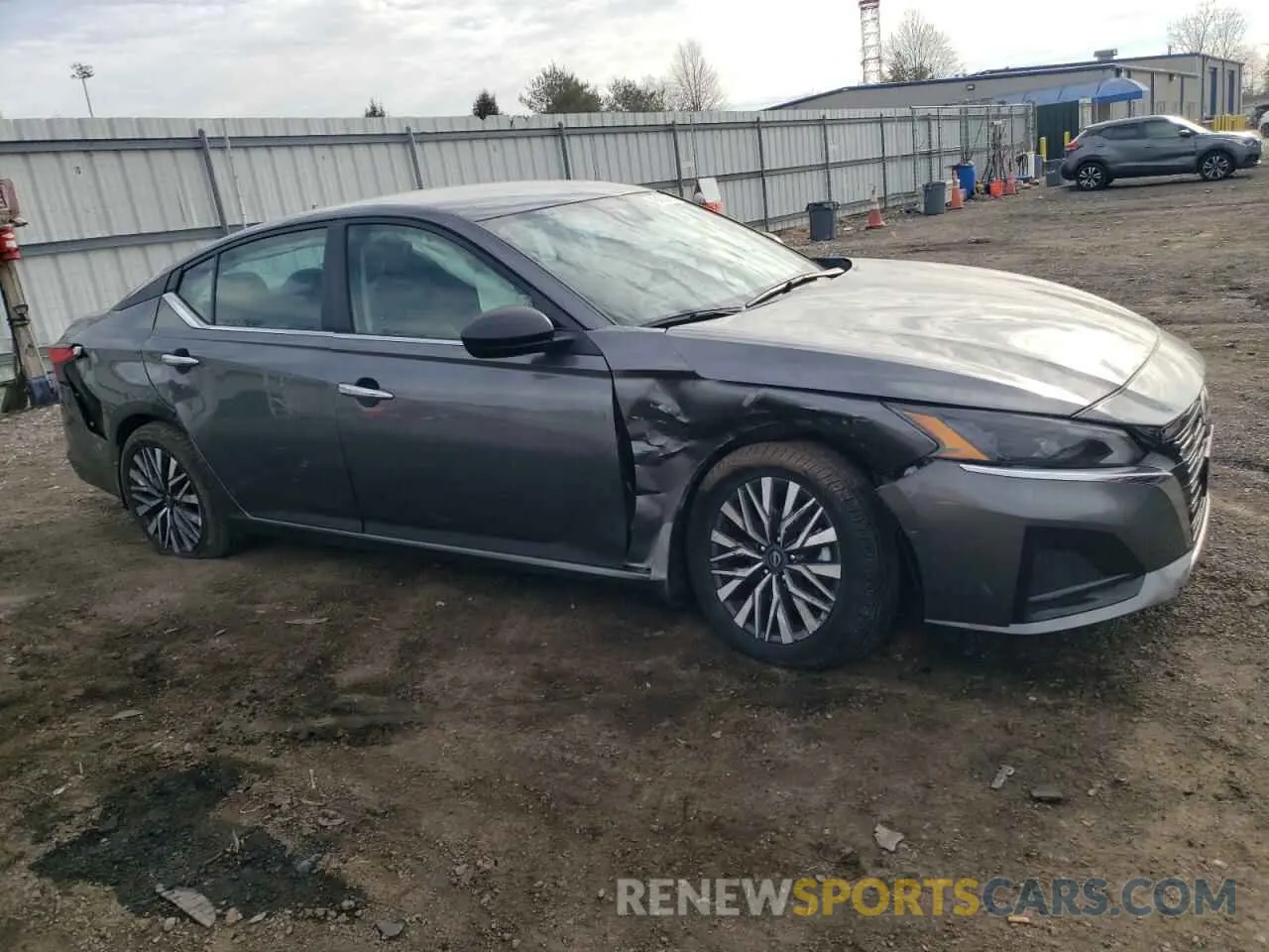 4 Photograph of a damaged car 1N4BL4DV3RN328807 NISSAN ALTIMA 2024