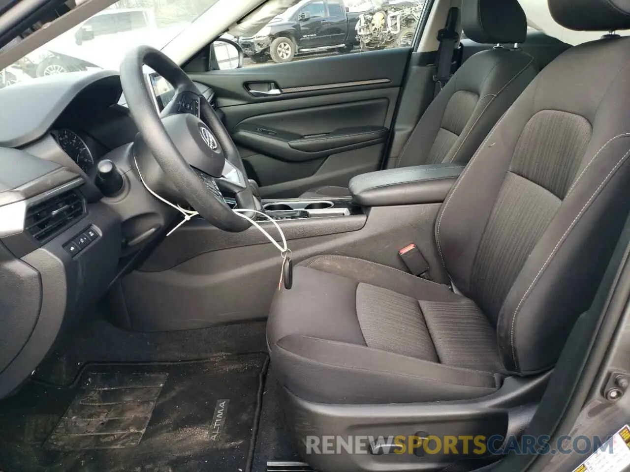 7 Photograph of a damaged car 1N4BL4DV3RN328807 NISSAN ALTIMA 2024