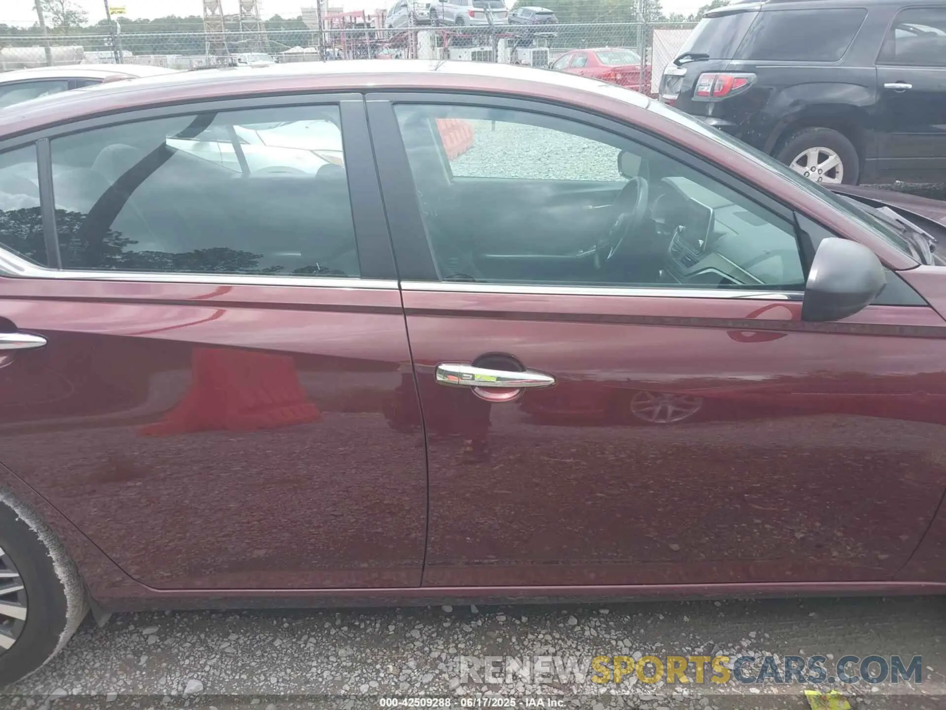 14 Photograph of a damaged car 1N4BL4DV3RN335949 NISSAN ALTIMA 2024