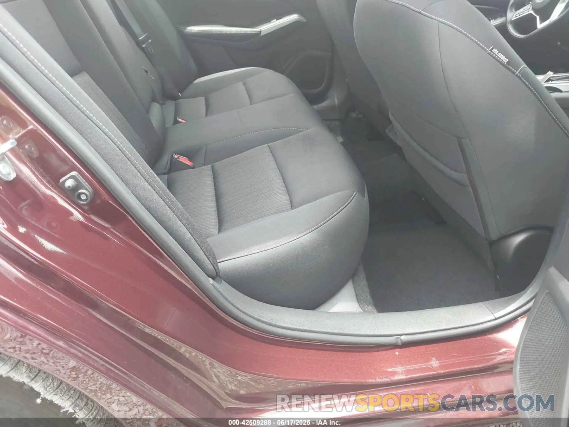 8 Photograph of a damaged car 1N4BL4DV3RN335949 NISSAN ALTIMA 2024